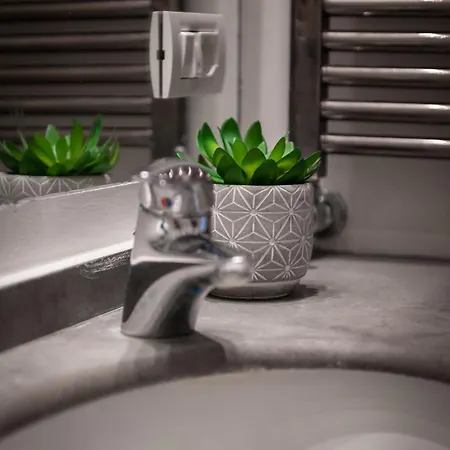 Apartman Via Custodi Nest - Chic & Cosy *